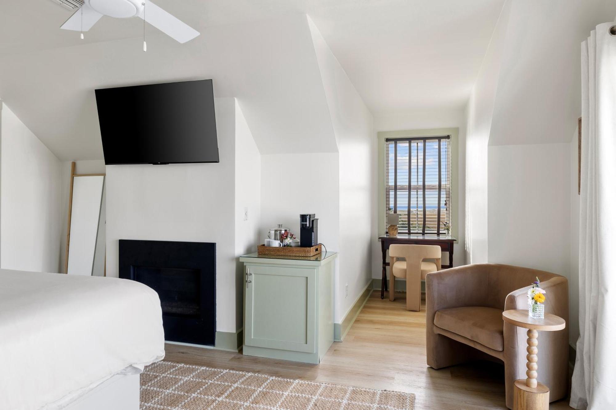 Regatta Inn - Adults Only Folly Beach Bagian luar foto