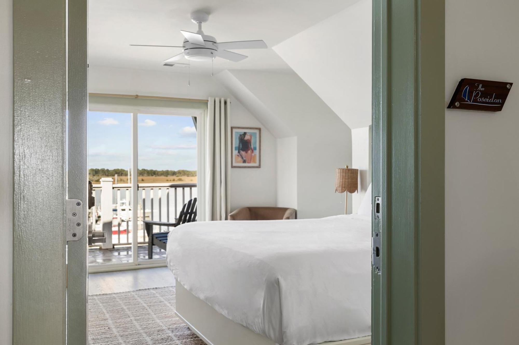 Regatta Inn - Adults Only Folly Beach Bagian luar foto