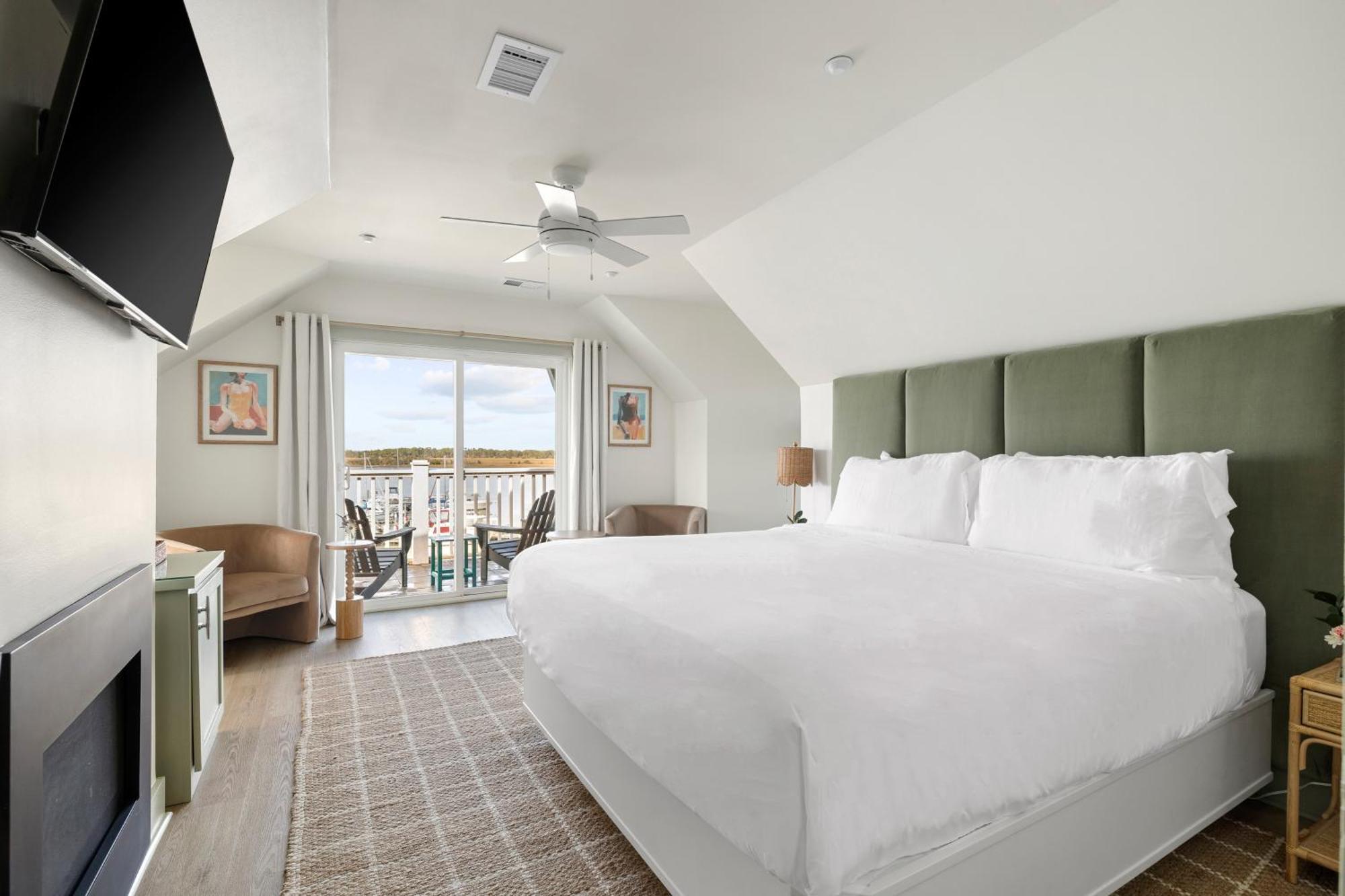 Regatta Inn - Adults Only Folly Beach Bagian luar foto