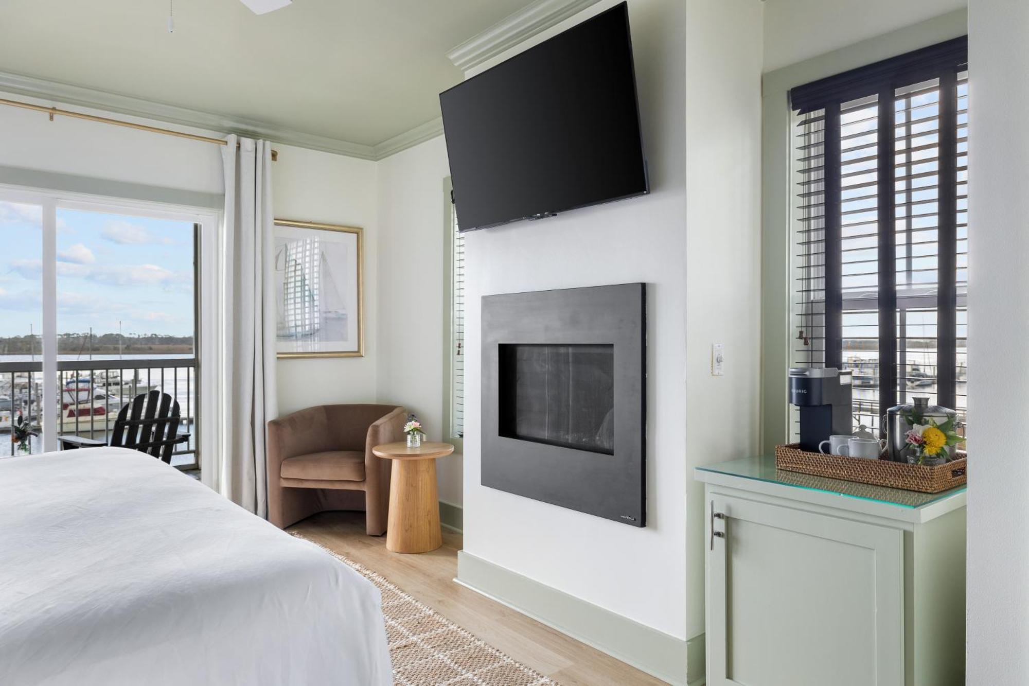Regatta Inn - Adults Only Folly Beach Bagian luar foto