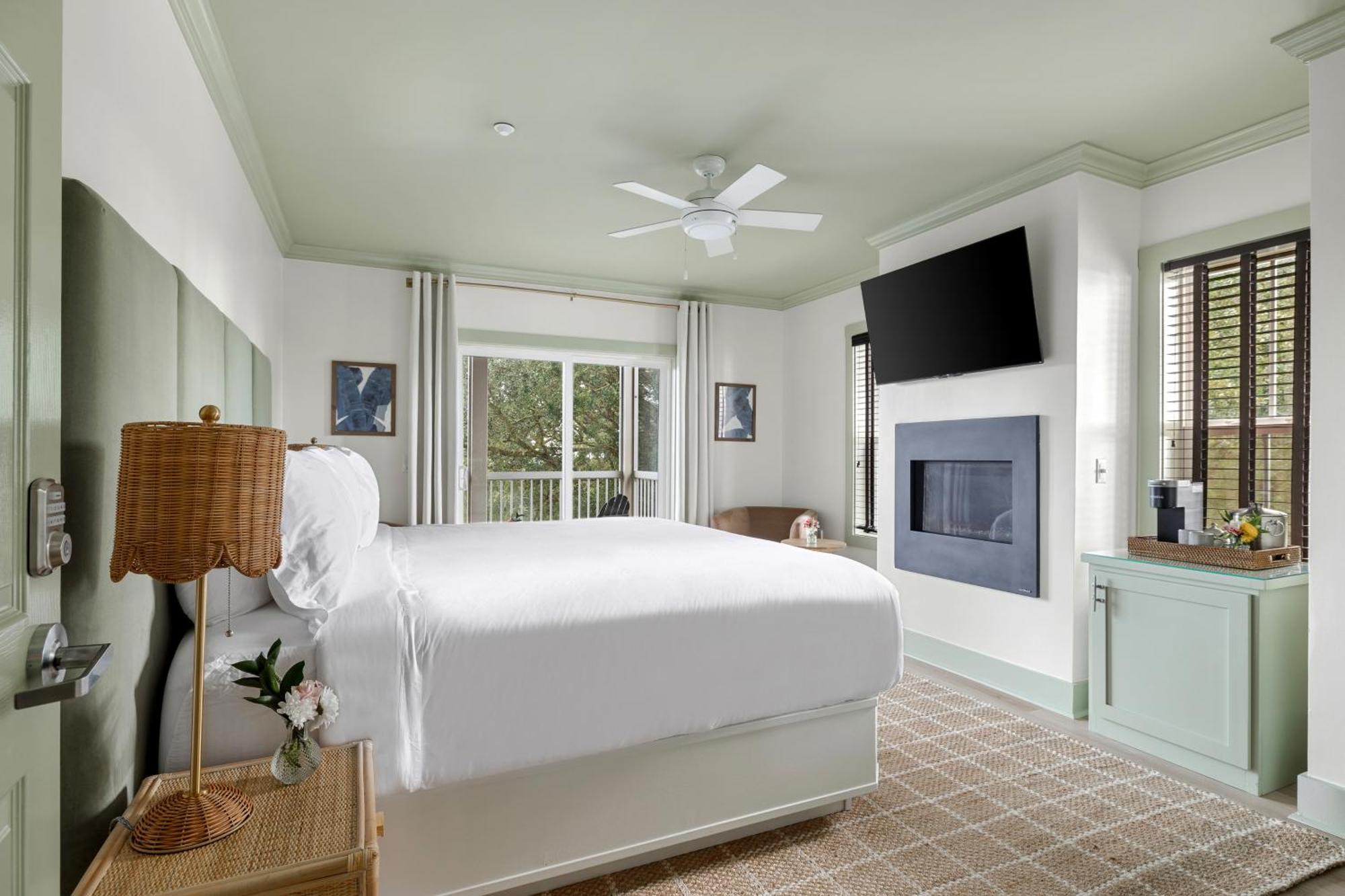 Regatta Inn - Adults Only Folly Beach Bagian luar foto